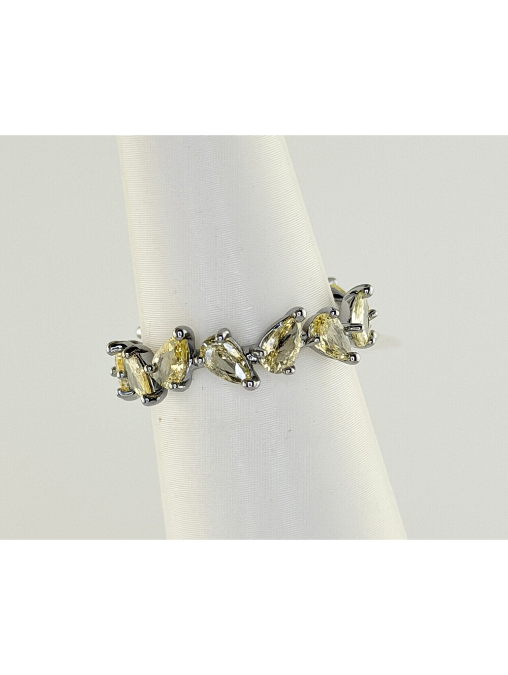 Bomb Party Sz 7 "A New Look" Lemon CZ on Hematite RBP6646